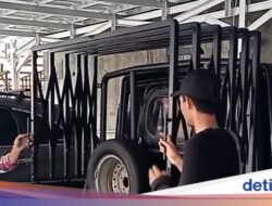 Bukan Modifikasi Biasa, Kendaraan Pribadi Pikap Ini Punya Tralis Modular