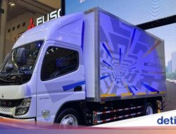 Truk Listrik Mitsubishi Fuso eCanter Bakal Dikembangkan Jarak Tempuhnya