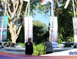 Wuling Cloud EV Karena Itu Kendaraan Pribadi Resmi Konferensi Kendaraan Listrik Ke Bali