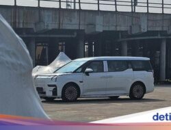 Siap Dijual! Kendaraan Pribadi Elektrik Zeekr yang Ditimpa Truk Tak Remuk Mendarat Di RI