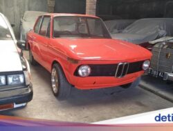 BMW 2002 Lansiran 1971, Harganya Ratusan Juta