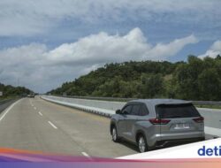 Stabilnya Innova Zenix Di Tol Trans Sumatera, Dibawa Ngebut Tetap Nyaman!