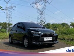 Berjalan Bareng Keluarga Pakai Toyota Agya, Seberapa Irit Ya?