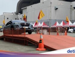 Tes Suzuki Fronx Hingga GIIAS 2025: Rasakan Prestasi dan Kenyamanannya