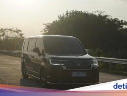 Digeber Ratusan Kilometer, Segini Konsumsi BBM Honda Step Wgn Hybrid