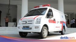 Pemprov DKI Operasikan Ambulans Listrik Pertama