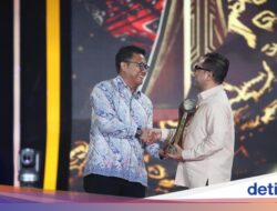 Berhasil detikcom Awards 2025, VinFast Beberkan Strategi Bangun Ekosistem EV