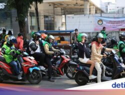 25% Ojol Ke Indonesia Bergelar Sarjana, Berapa Upahnya?