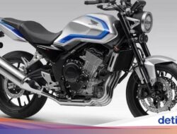Honda CB500 Super Four Meluncur, Bisa Pindah Gigi Tanpa Tarik Kopling