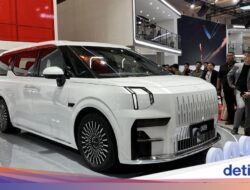 Geely Bawa MPV Premium Zeekr Pesaing Alphard, Harga Rp 1,6 Miliar