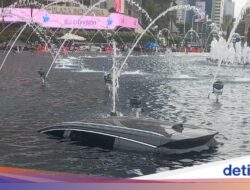 Kendaraan Pribadi Elektrik BYD M6 Nyemplung Di Kolam Bundaran HI, Ini Sebabnya