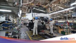 Miris! Kendaraan Pribadi RI Lagi Lesu, Digempur Produk Impor Pickup India dan Truk China