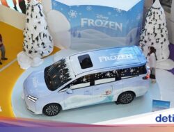 Ada Apa Nih, Kok Ada Spider-Man dan Frozen Di Pameran Kendaraan Pribadi Wuling?