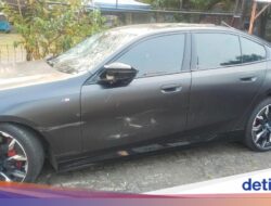 Pajak Lainnya Kendaraan Pribadi Elektrik BMW yang Diamuk Massa: Murah tapi Nunggak