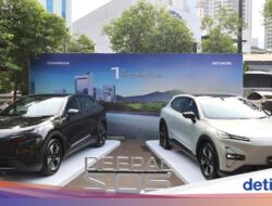 Tinggal Dipilih! Changan Bawa Deepal S05 BEV dan REEV, Ini Bedanya