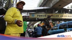 Pelajaran Penting agar Tak Ada Lagi Tindak Kejahatan Truk Nyangkut yang Bikin Macet Parah