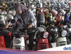 Maju-Mundur Insentif Sepedamotor Listrik, Ini Sinyal Buruk yang Bisa Terjadi