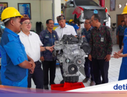 Toyota Untuk-Untuk Mesin Terus Buat ‘Dioprek’ Siswa Sekolahan