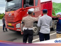 Pemerintah Wacanakan Denda Tiga Kali Lipat buat Pelanggar Truk ODOL