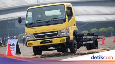 Pengumuman! Pemilik Mitsubishi Fuso Canter Euro 4 Dipanggil Hingga Bengkel