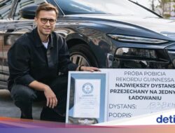 Catatan Dunia Pecah! Kendaraan Pribadi Elektrik Ini Bisa Jalan 1.338 Km Sekali Ngecas