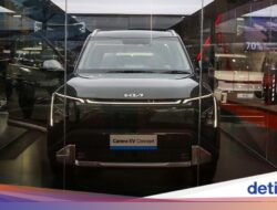 Kendaraan Kia Carens EV Sudah Bisa Dipesan, Lebih Murah Di BYD M6?