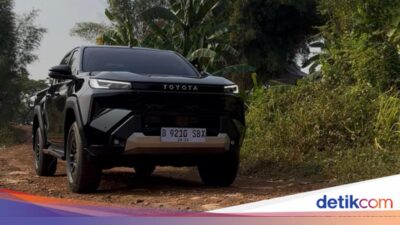 Menperin Minta Double Cabin Diproduksi Lokal, Begini Kata Toyota